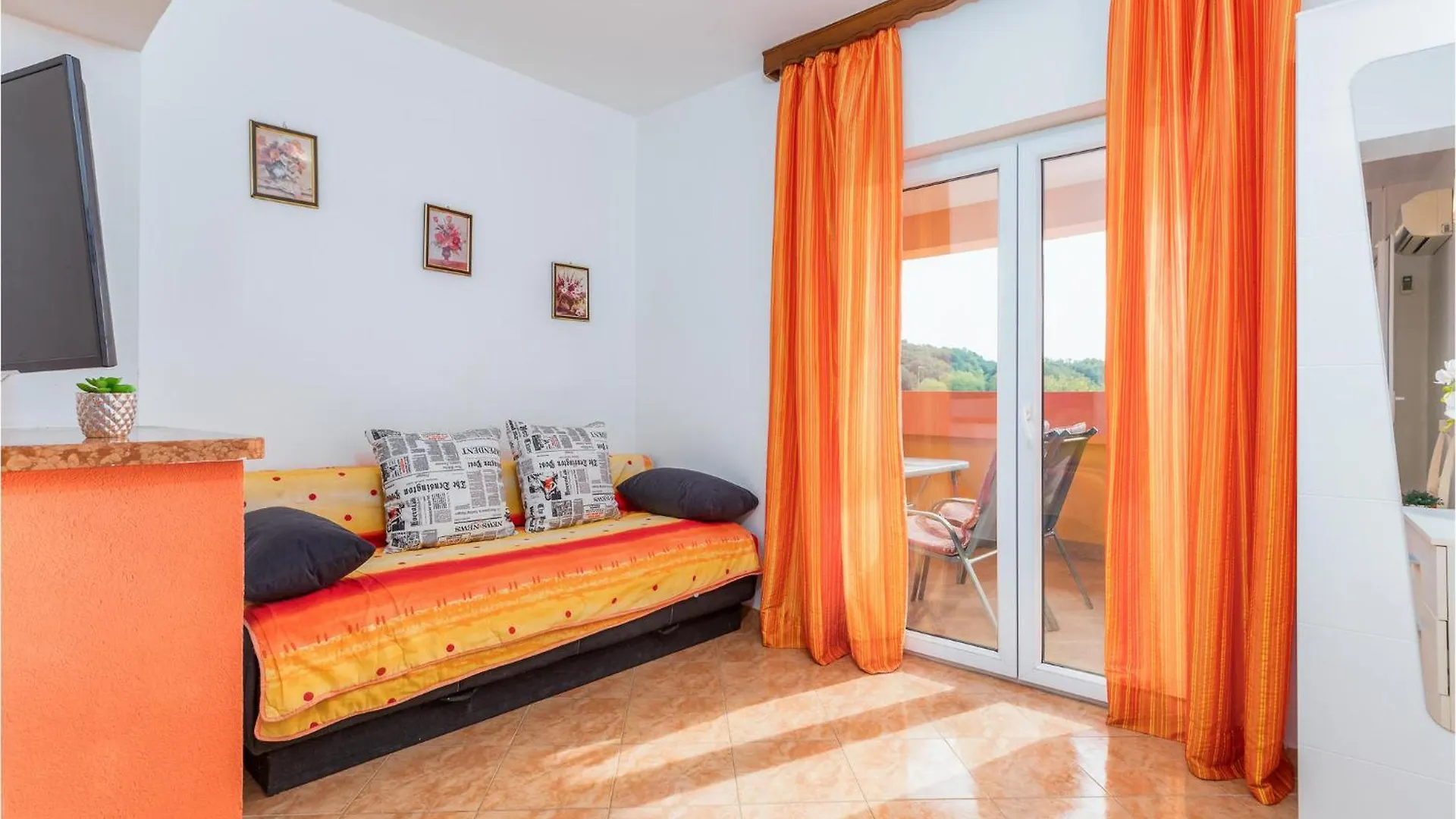 Beautiful Apartment In Pula With Wifi